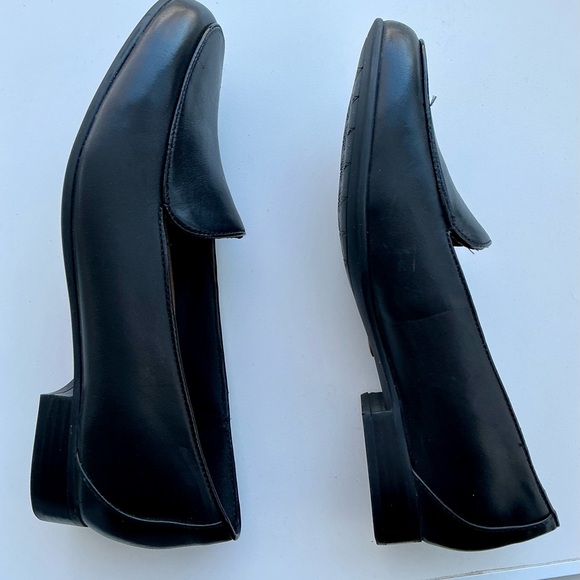 Classic 100% Black Leather Loafers Unstructured Clarks  Arch Support NWOT - Picture 5 of 11